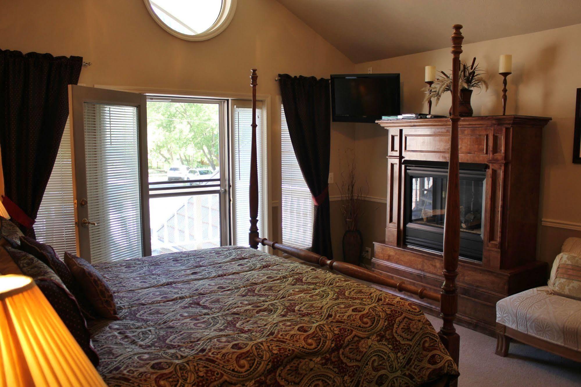Black Bear Manor Ouray Exterior photo